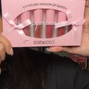 KEVIN&COCO 6-Color Lip Gloss Set - Pink and Red Collection